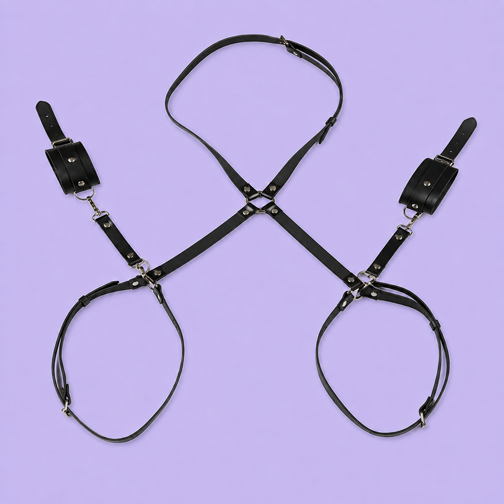 Harness em Couro com Algema
